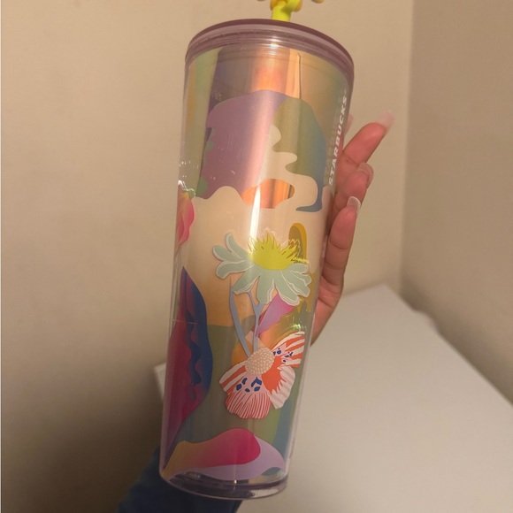 Starbucks cup - Picture 6 of 8